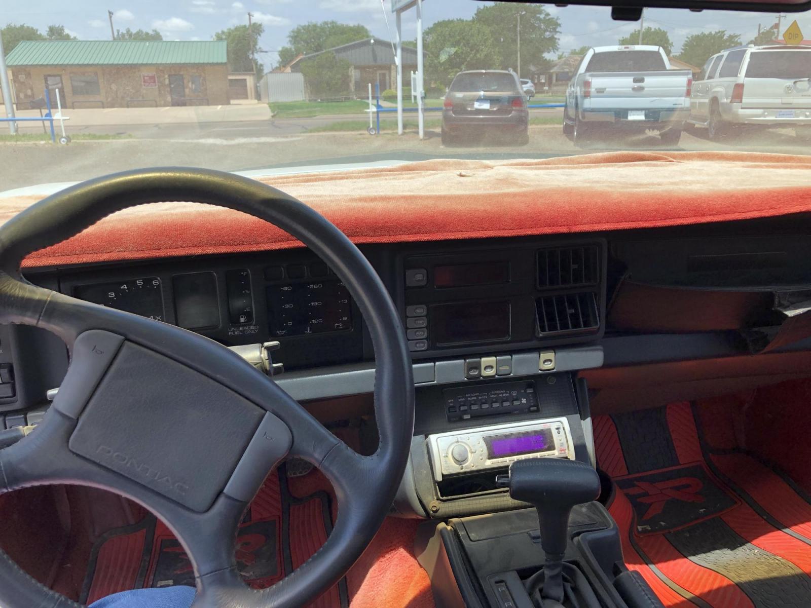 1988 WHITE /RED CLOTH Pontiac Trans Am GTA hatchback (1G2FW21E1JL) with an 5.0L V8 OHV 16V engine, located at 821 N. Prince Street, Clovis, NM, 88101, (575) 762-8852, 34.406643, -103.195999 - Photo #4