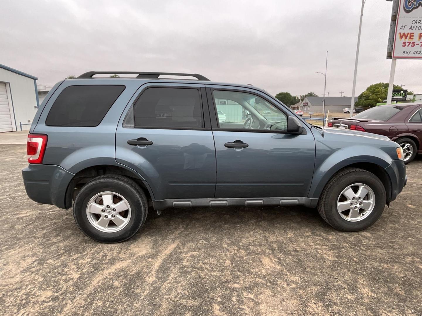 2012 Blue Ford Escape (1FMCU0DG9CK) , located at 821 N. Prince Street, Clovis, NM, 88101, (575) 762-8852, 34.406643, -103.195999 - Photo#2