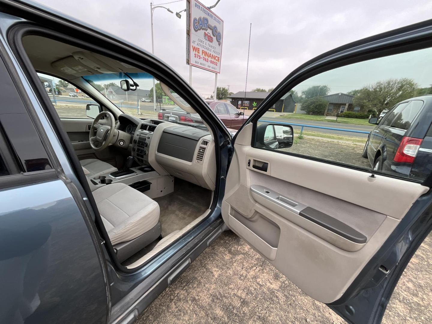 2012 Blue Ford Escape (1FMCU0DG9CK) , located at 821 N. Prince Street, Clovis, NM, 88101, (575) 762-8852, 34.406643, -103.195999 - Photo#5