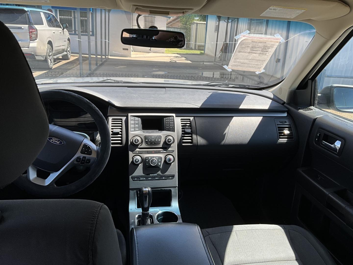 2014 Silver Ford Flex SE FWD (2FMGK5B83EB) with an 3.5L V6 DOHC 24V engine, 6-Speed Automatic Overdrive transmission, located at 821 N. Prince Street, Clovis, NM, 88101, (575) 762-8852, 34.406643, -103.195999- Photo#7
