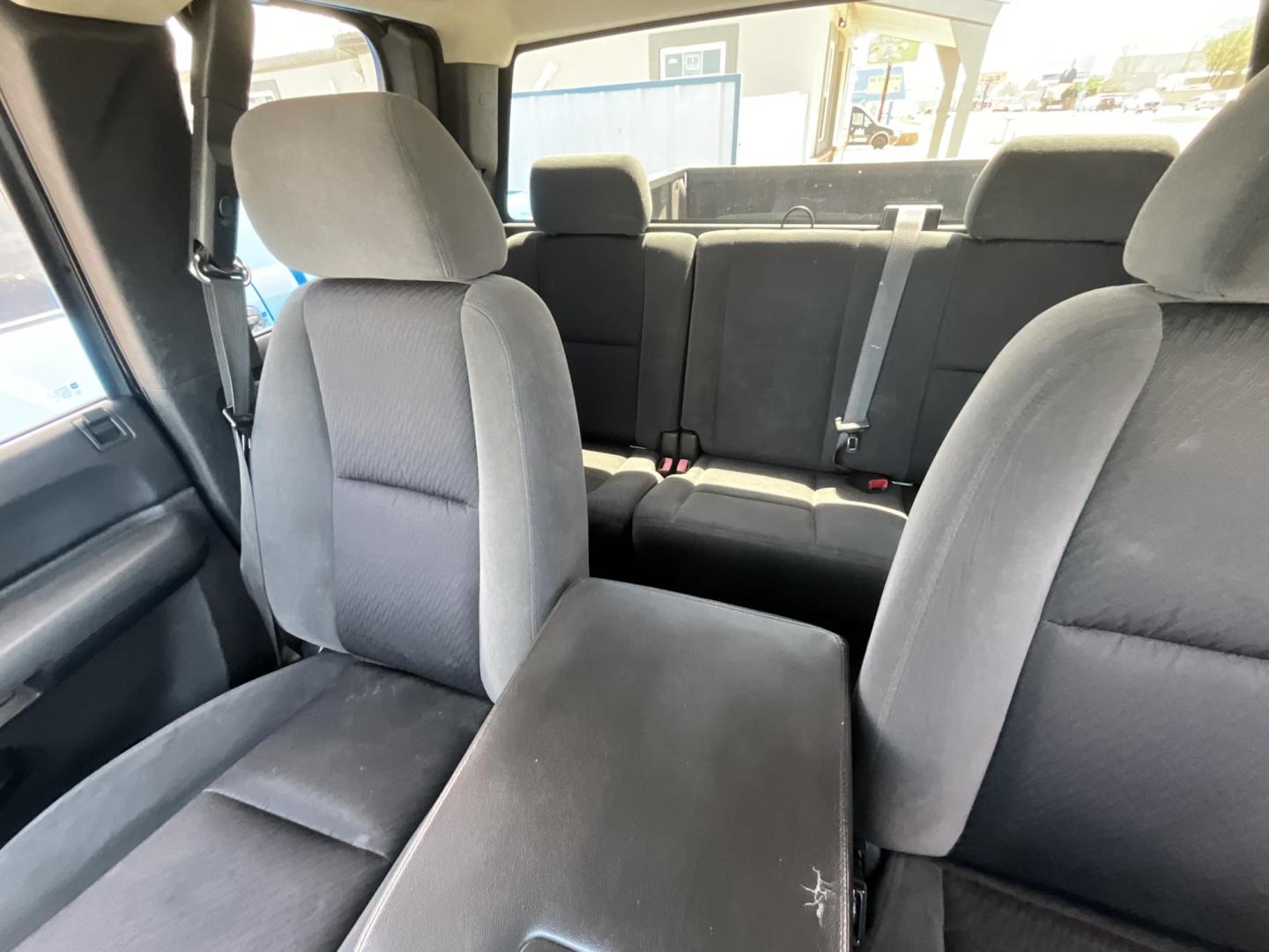 2009 Black GMC Sierra 1500 SLE1 Ext. Cab Long Box 2WD (1GTEC29019Z) with an 5.3L V8 OHV 16V FFV engine, 4-Speed Automatic transmission, located at 821 N. Prince Street, Clovis, NM, 88101, (575) 762-8852, 34.406643, -103.195999 - Photo#10
