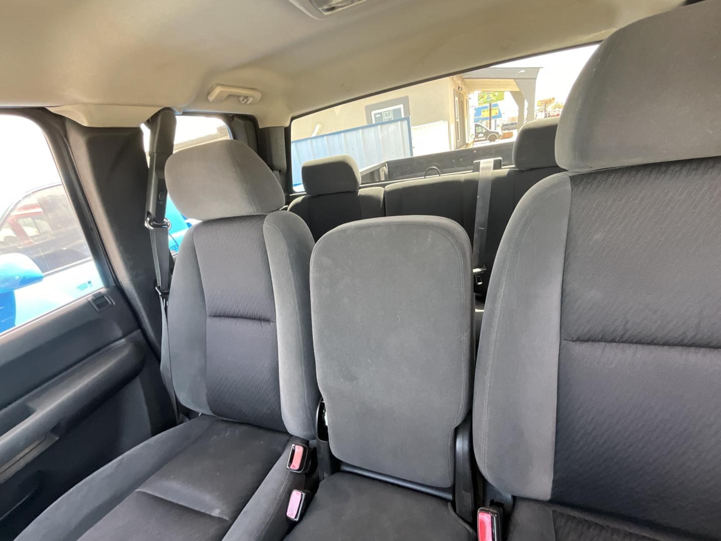 2009 Black GMC Sierra 1500 SLE1 Ext. Cab Long Box 2WD (1GTEC29019Z) with an 5.3L V8 OHV 16V FFV engine, 4-Speed Automatic transmission, located at 821 N. Prince Street, Clovis, NM, 88101, (575) 762-8852, 34.406643, -103.195999 - Photo#9