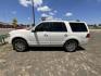 2008 WHITE Lincoln Navigator 4WD (5LMFU285X8L) with an 5.4L V8 SOHC 24V engine, 6-Speed Automatic Overdrive transmission, located at 821 N. Prince Street, Clovis, NM, 88101, (575) 762-8852, 34.406643, -103.195999 - Photo#1