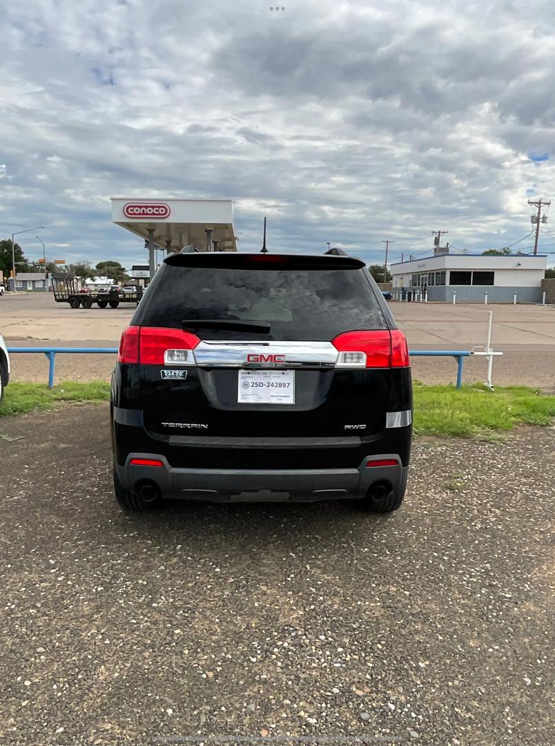 2014 GMC Terrain SLT1 AWD (2GKFLXE38E6) with an 3.6L V6 DOHC 24V engine, 6-Speed Automatic transmission, located at 821 N. Prince Street, Clovis, NM, 88101, (575) 762-8852, 34.406643, -103.195999 - Photo#2