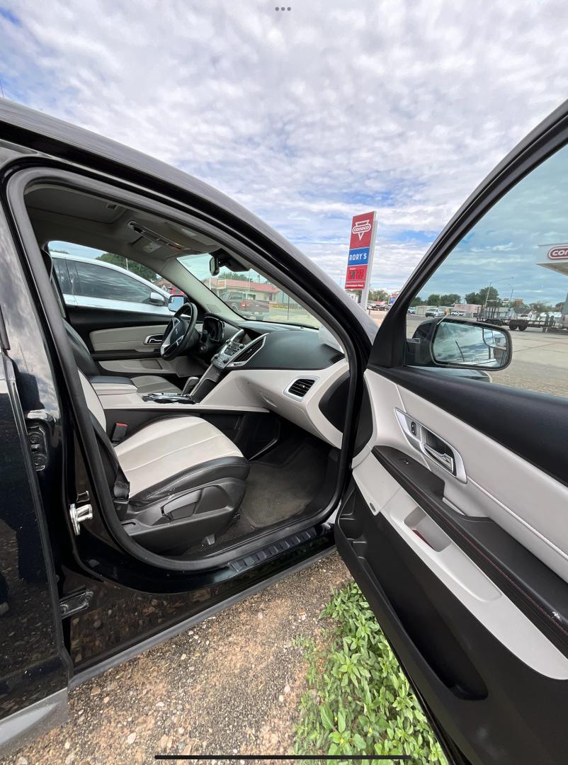2014 GMC Terrain SLT1 AWD (2GKFLXE38E6) with an 3.6L V6 DOHC 24V engine, 6-Speed Automatic transmission, located at 821 N. Prince Street, Clovis, NM, 88101, (575) 762-8852, 34.406643, -103.195999 - Photo#7