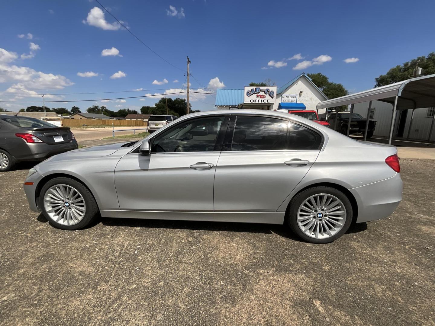 2012 Silver BMW 3-Series 328i Sedan (WBA3A5C55CF) with an 2.0L L4 DOHC 16V engine, located at 821 N. Prince Street, Clovis, NM, 88101, (575) 762-8852, 34.406643, -103.195999 - Photo#3