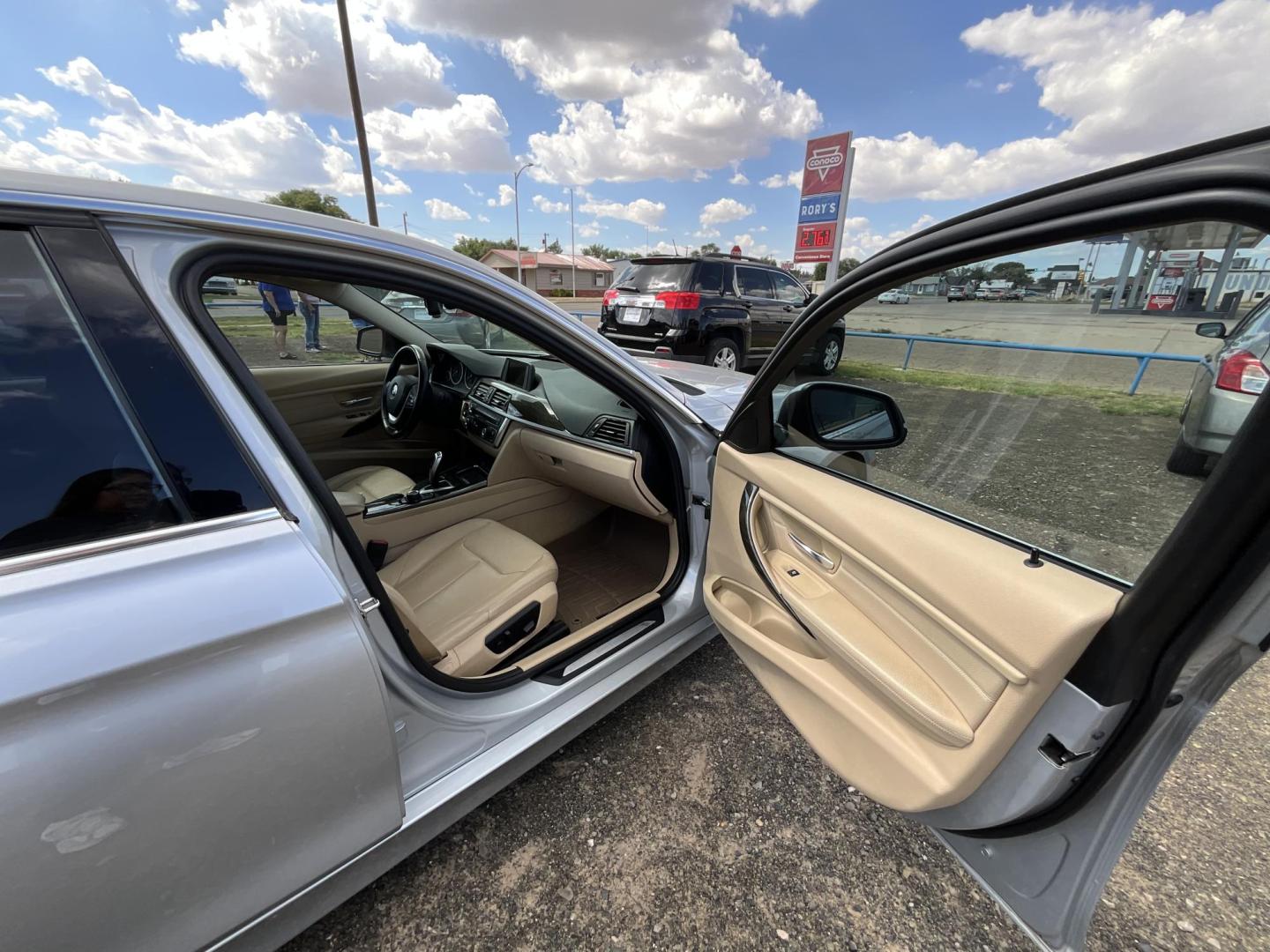 2012 Silver BMW 3-Series 328i Sedan (WBA3A5C55CF) with an 2.0L L4 DOHC 16V engine, located at 821 N. Prince Street, Clovis, NM, 88101, (575) 762-8852, 34.406643, -103.195999 - Photo#7