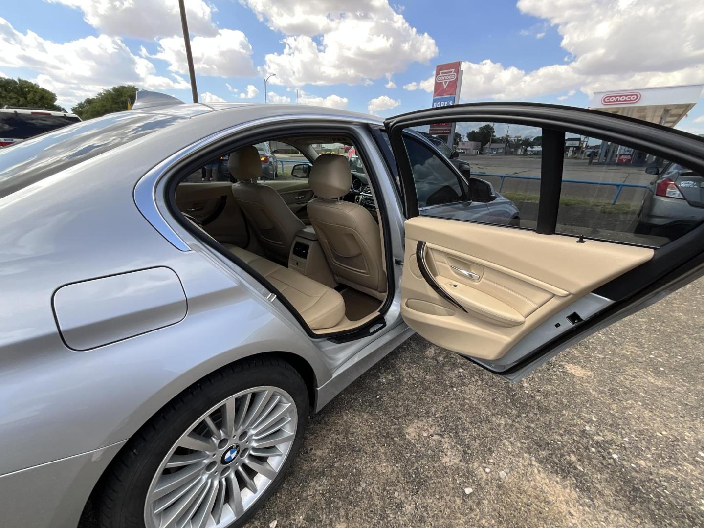 2012 Silver BMW 3-Series 328i Sedan (WBA3A5C55CF) with an 2.0L L4 DOHC 16V engine, located at 821 N. Prince Street, Clovis, NM, 88101, (575) 762-8852, 34.406643, -103.195999 - Photo#8