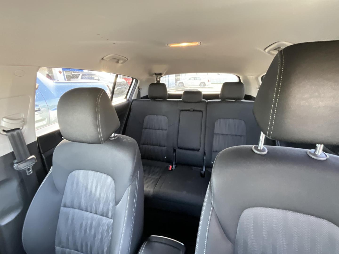 2017 WHITE Kia Sportage LX AWD (KNDPMCAC4H7) with an 2.4L V6 DOHC 24V engine, 6A transmission, located at 821 N. Prince Street, Clovis, NM, 88101, (575) 762-8852, 34.406643, -103.195999 - Photo#5