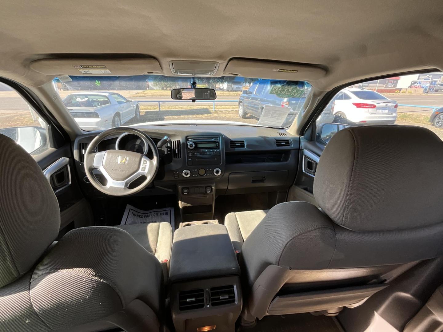 2008 WHITE Honda Ridgeline RT (2HJYK16298H) with an 3.5L V6 SOHC 24V engine, 5-Speed Automatic transmission, located at 821 N. Prince Street, Clovis, NM, 88101, (575) 762-8852, 34.406643, -103.195999 - Photo#9