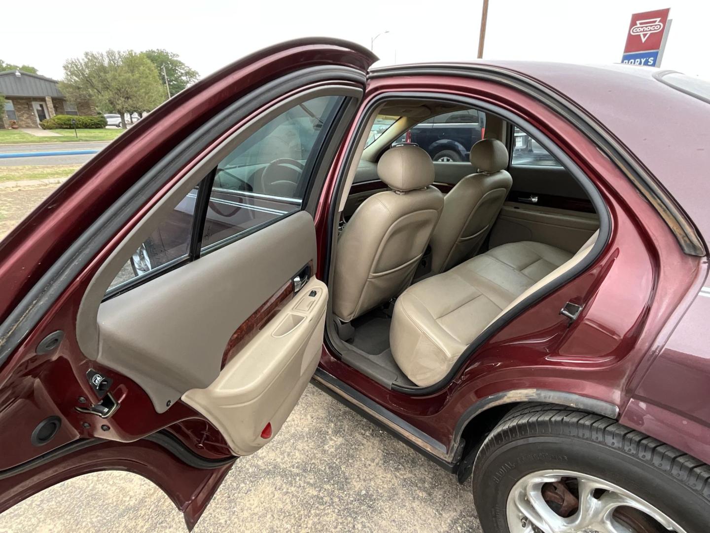 2001 Blue Lincoln LS V8 (1LNHM87A51Y) with an 3.9L V8 DOHC 32V engine, 5-Speed Automatic Overdrive transmission, located at 821 N. Prince Street, Clovis, NM, 88101, (575) 762-8852, 34.406643, -103.195999 - Photo#4