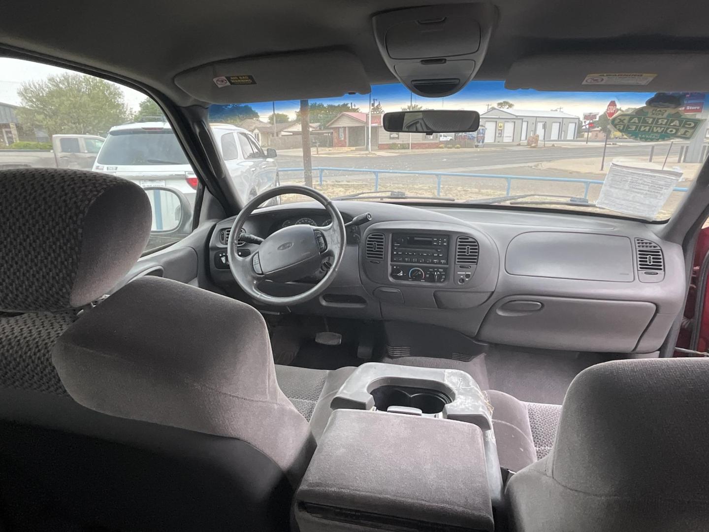 2002 Red Ford F-150 King Ranch SuperCab Short Bed 2WD (1FTRX17W22N) with an 4.6L V8 SOHC 16V engine, located at 821 N. Prince Street, Clovis, NM, 88101, (575) 762-8852, 34.406643, -103.195999 - Photo#7