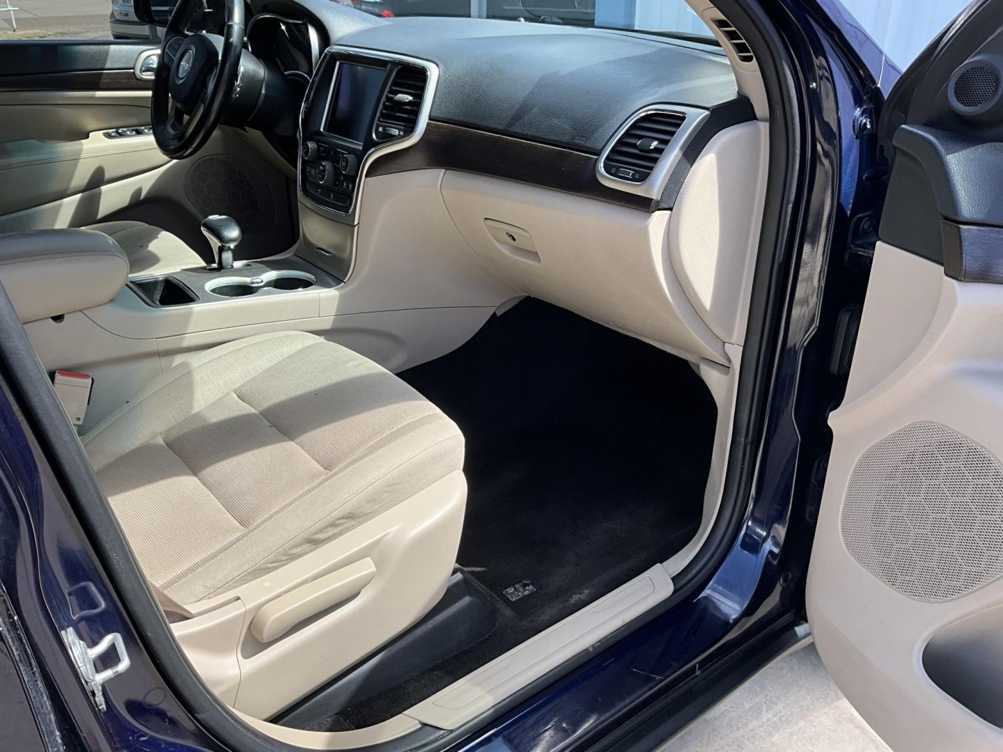 2014 Blue Jeep Grand Cherokee Laredo 2WD (1C4RJEAG3EC) with an 3.6L V6 DOHC 24V engine, 5-Speed Automatic transmission, located at 821 N. Prince Street, Clovis, NM, 88101, (575) 762-8852, 34.406643, -103.195999- Photo#1