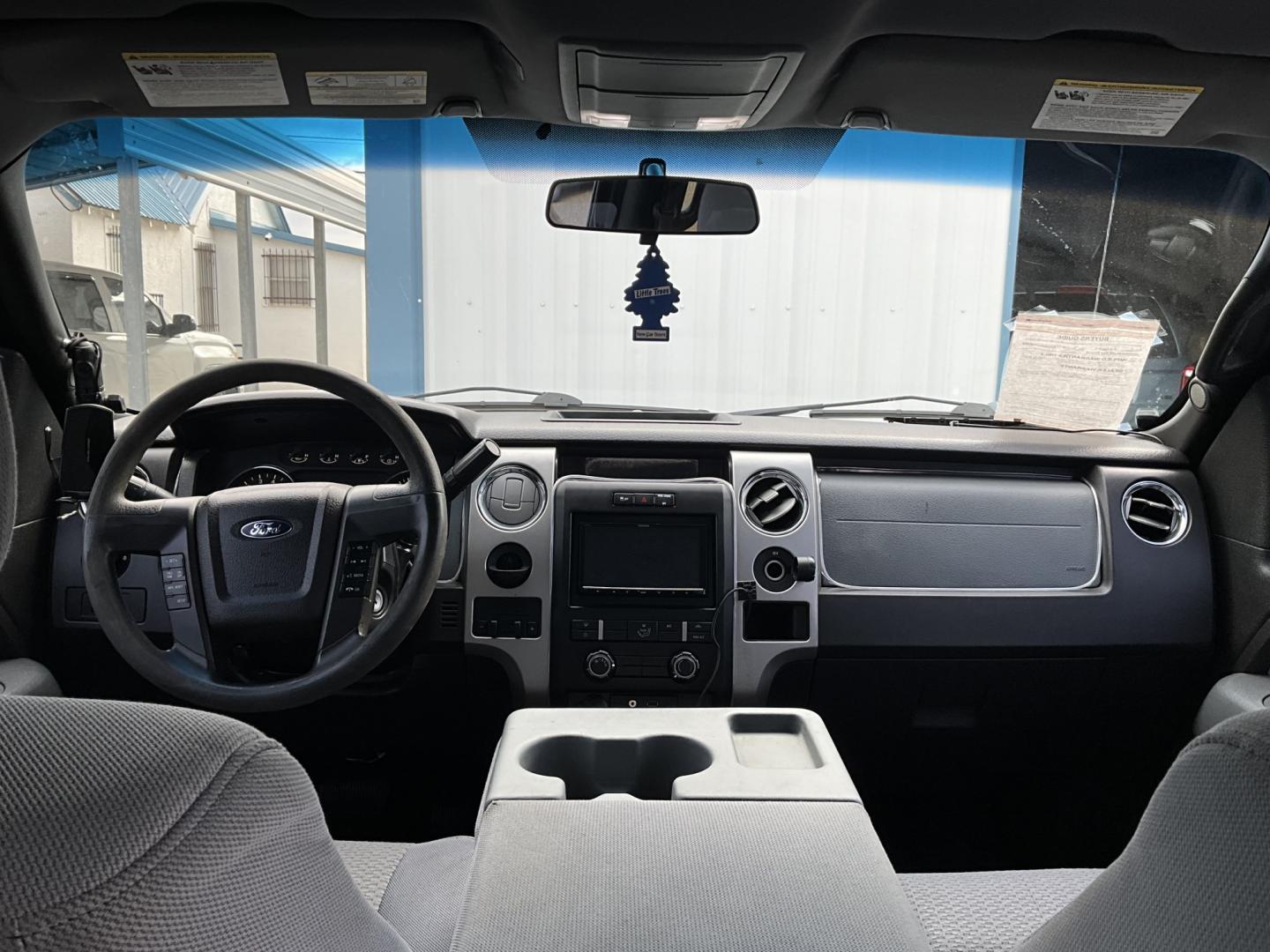 2013 Silver Ford F-150 Platinum SuperCrew 6.5-ft. Bed 2WD (1FTFW1CT4DF) with an 3.5L V6 TURBO engine, 6-Speed Automatic transmission, located at 821 N. Prince Street, Clovis, NM, 88101, (575) 762-8852, 34.406643, -103.195999- Photo#8