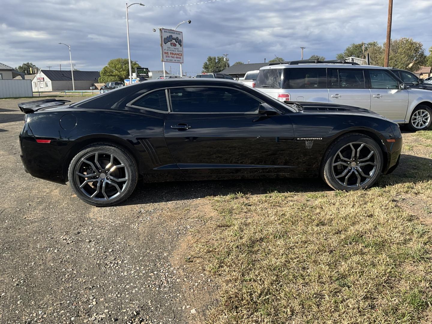 2010 Chevrolet Camaro LS Coupe (2G1FE1EV2A9) with an 3.6L V6 DOHC 24V engine, 6M transmission, located at 821 N. Prince Street, Clovis, NM, 88101, (575) 762-8852, 34.406643, -103.195999- Photo#2
